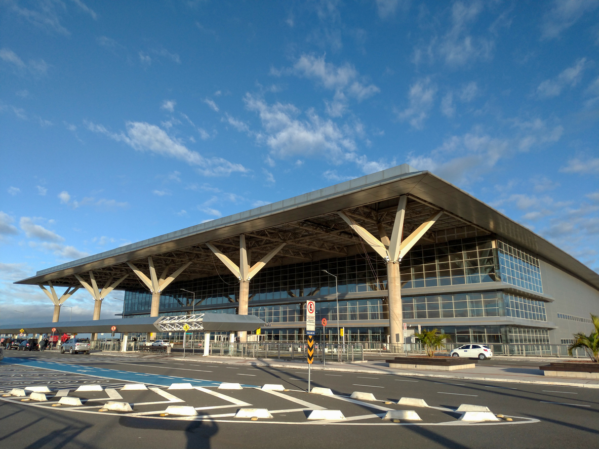 Azul anuncia voos diretos de Campinas para o Porto e Montevidéu