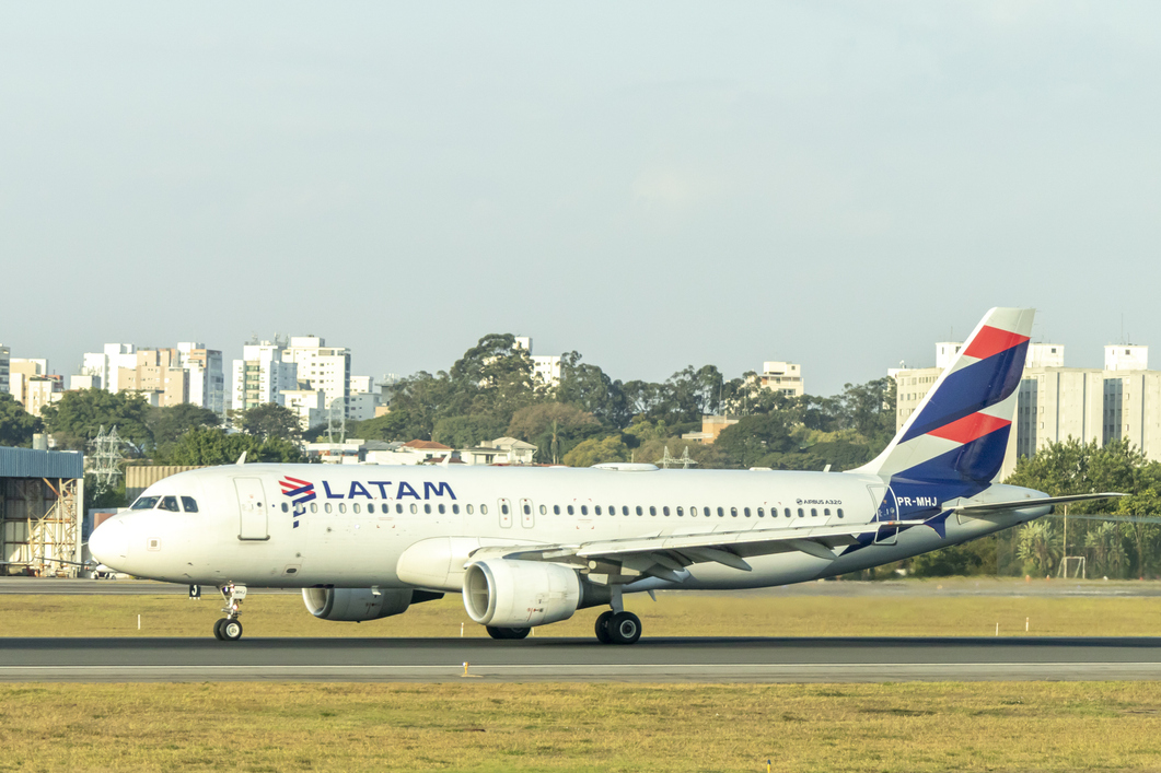 LATAM expande conectividade com novas rotas entre Brasil e Argentina