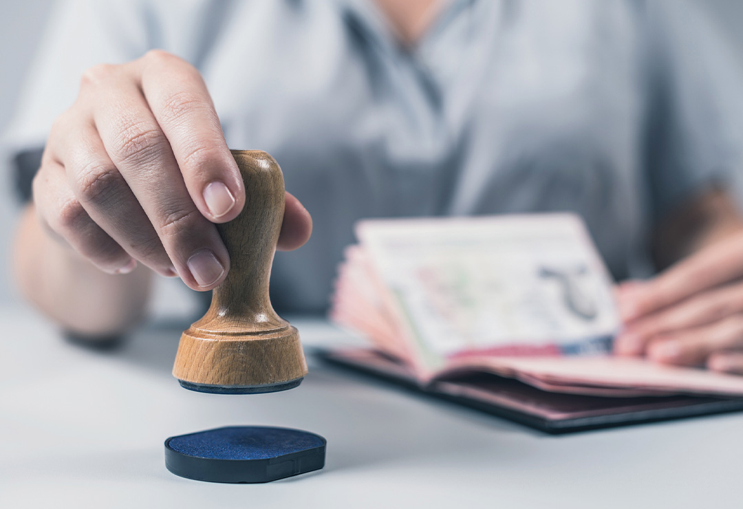 Entenda o sistema de autorização eletrônica de viagem (ETA) do Reino Unido